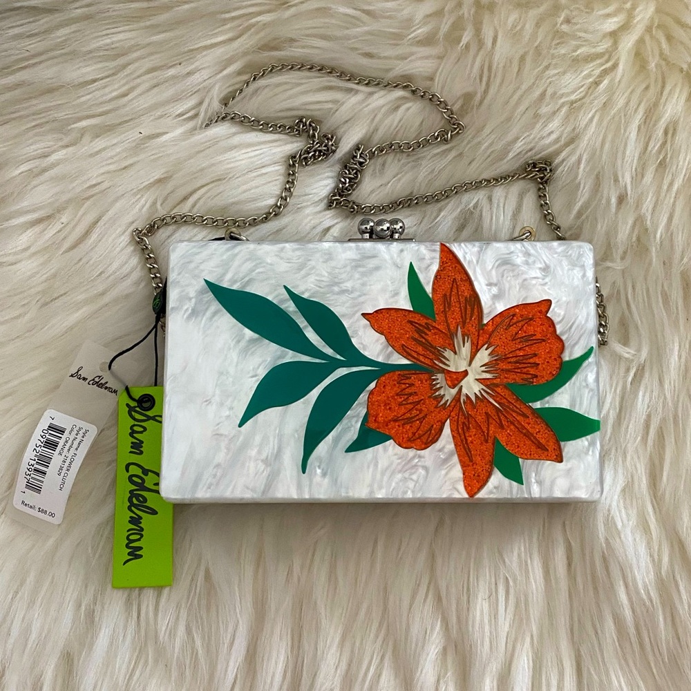 ❌𝗦𝗢𝗟𝗗❌Brand New Sam Edelman Pearl Clutch With Removable Silver Strap